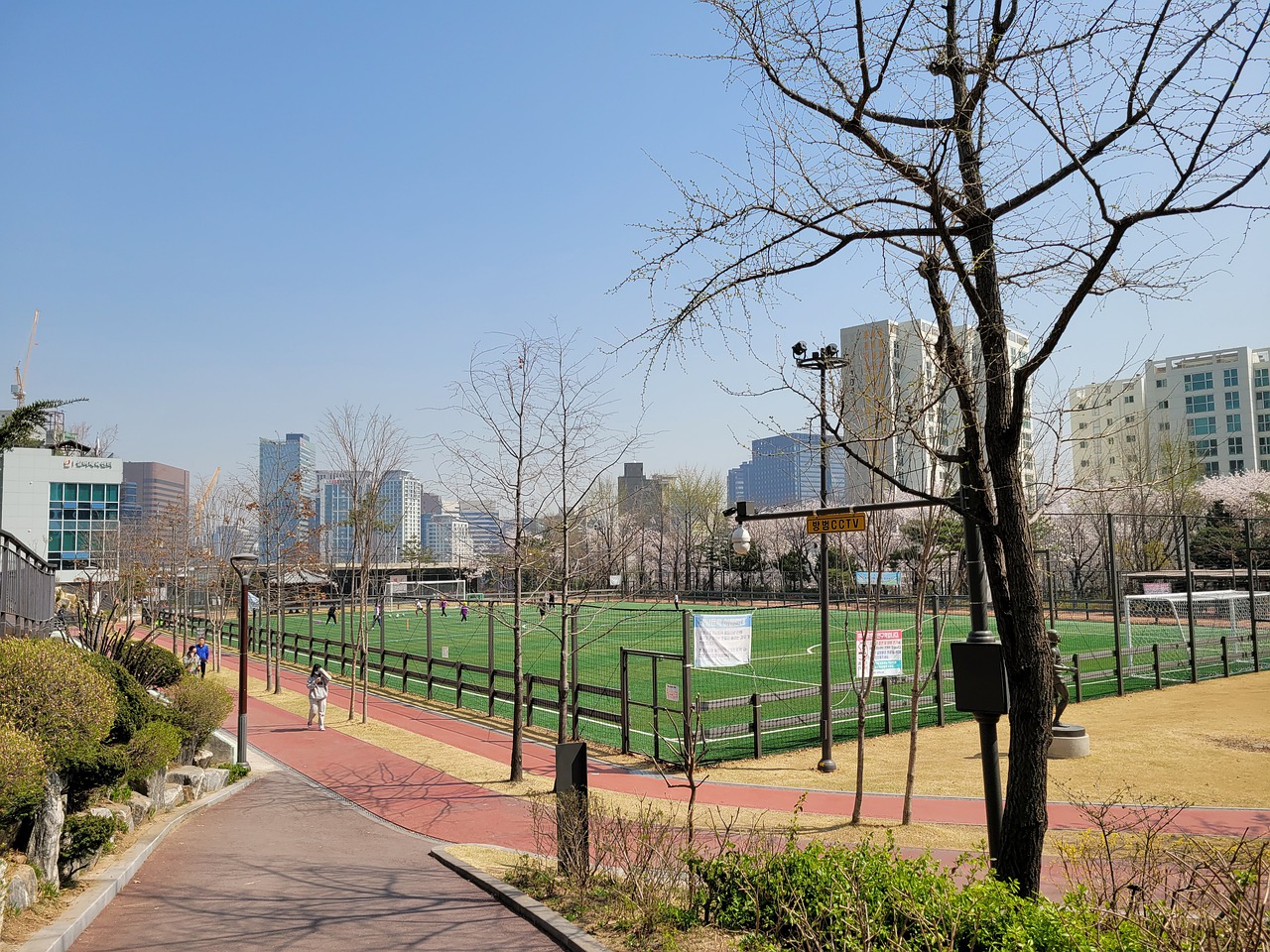 而香港队可 而香港队可